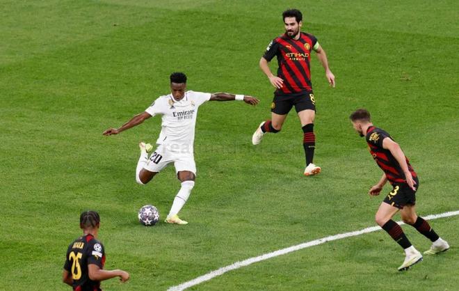 动着球迷和 动着球迷和