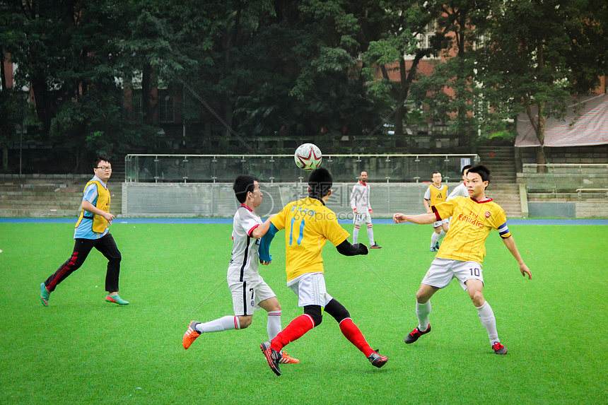 比赛初段就 比赛初段就